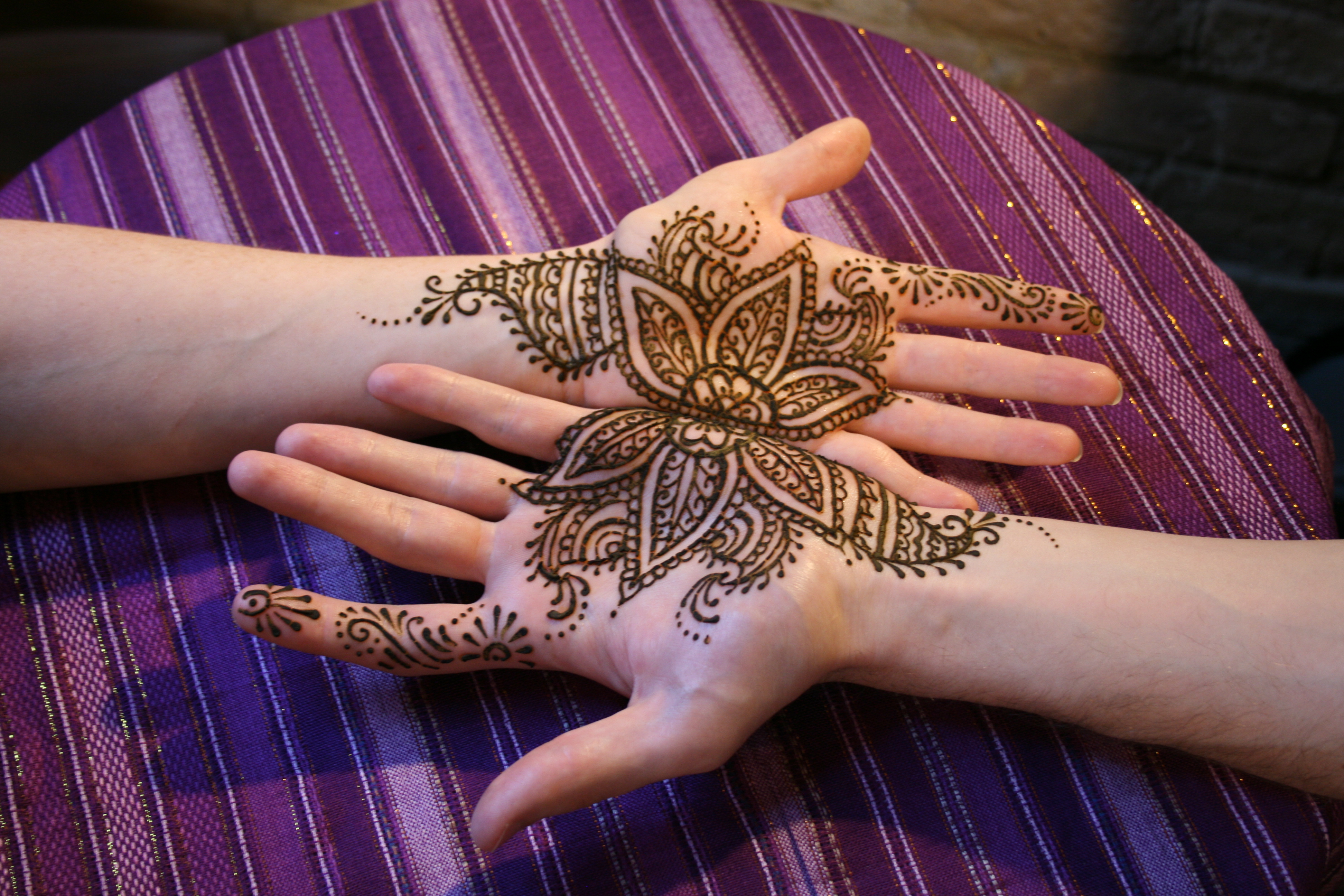 Henna Tattoos Chicago Area Face Painting, Henna, Airbrush Tattoos, Body Painting Chicago Area